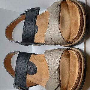 Euro Soft by Soft sandals size 7.5